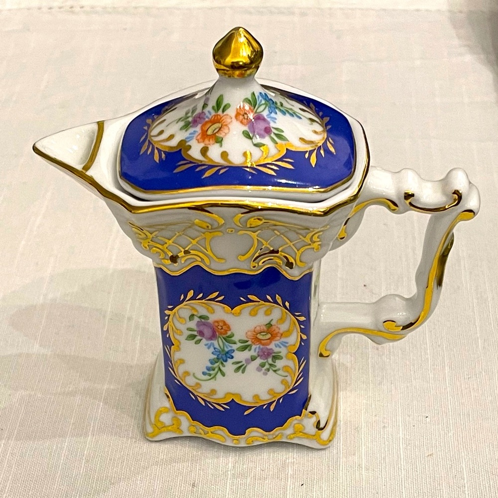 Staffordshire China Miniature Porcelain Mini Tea Pot